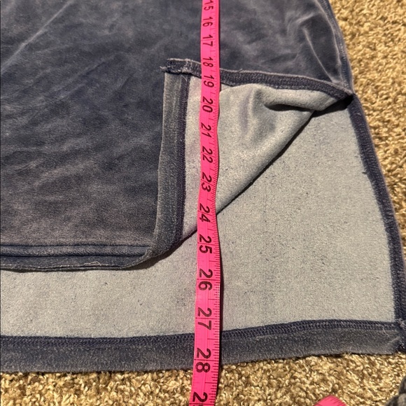 Umgee light grayish blue velour short sleeve top w/side slits (XL) - EUC! - Picture 5 of 10